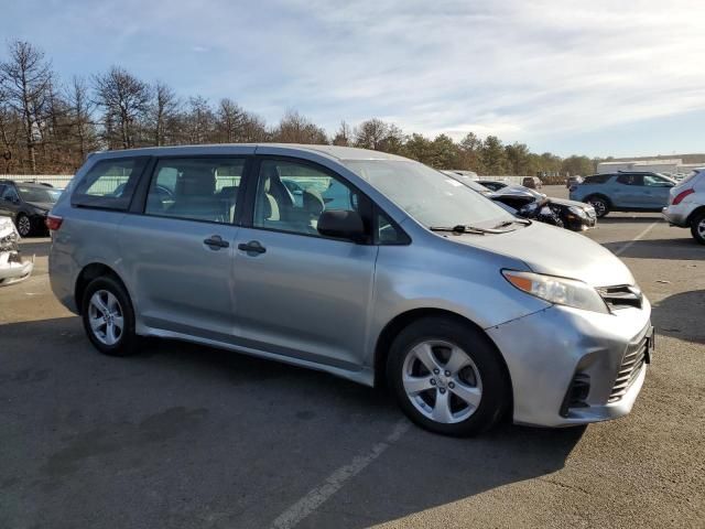 2018 Toyota Sienna L