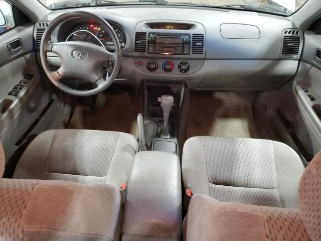 2004 Toyota Camry LE