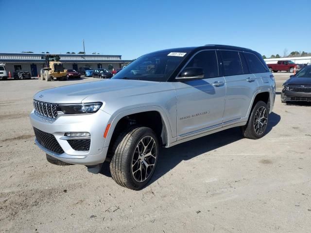 2022 Jeep Grand Cherokee Summit