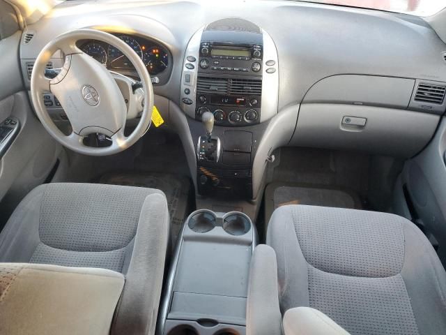 2006 Toyota Sienna CE