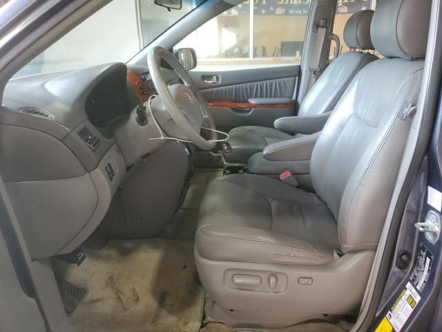 2007 Toyota Sienna XLE