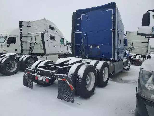 2019 Kenworth Construction T680