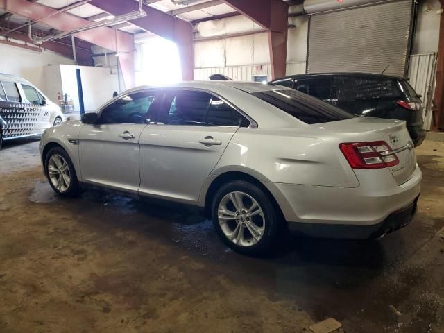 2015 Ford Taurus SE