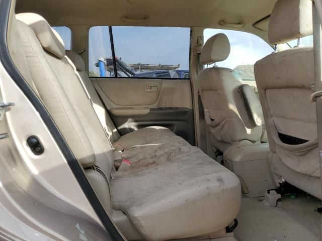 2004 Toyota Highlander Base