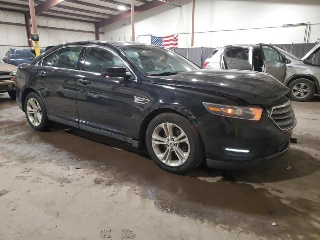 2017 Ford Taurus SEL