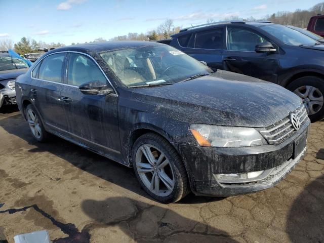 2012 Volkswagen Passat SEL