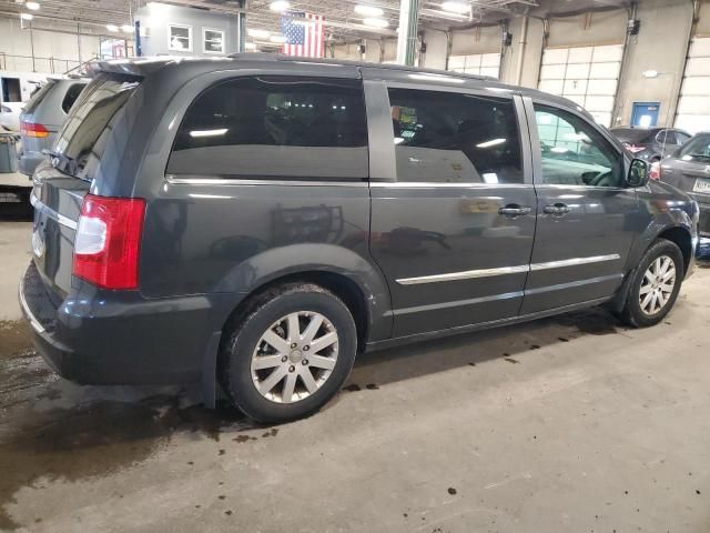 2011 Chrysler Town & Country Touring L