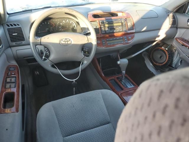 2004 Toyota Camry LE