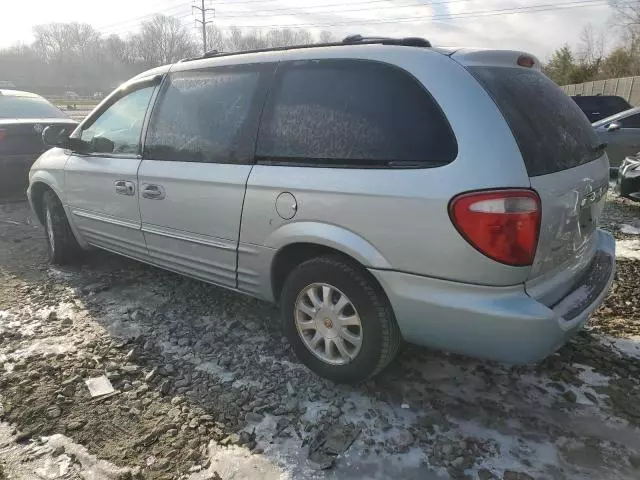 2002 Chrysler Town & Country LXI