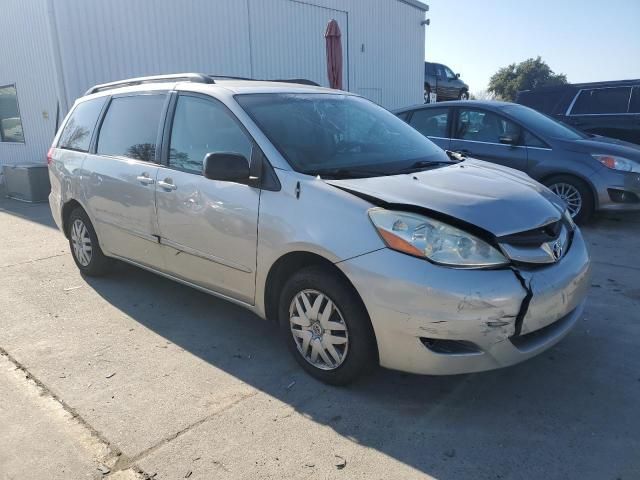 2010 Toyota Sienna CE