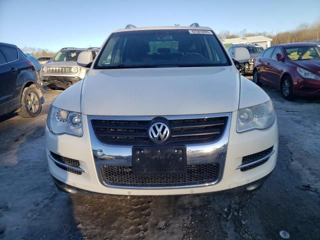 2010 Volkswagen Touareg V6