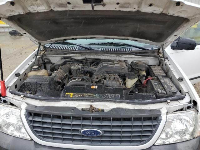 2004 Ford Explorer XLS