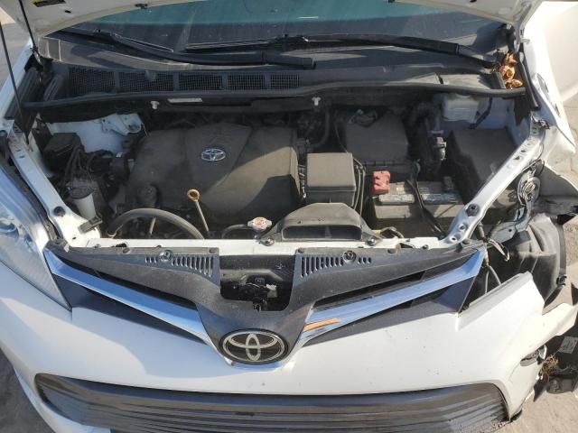 2020 Toyota Sienna XLE