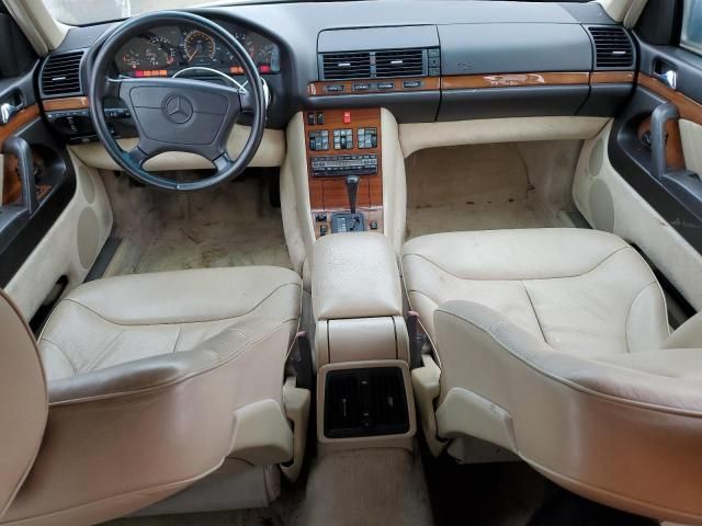 1992 Mercedes-Benz 300 SE