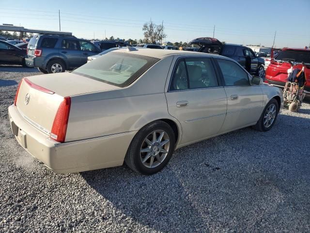 2011 Cadillac DTS Luxury Collection