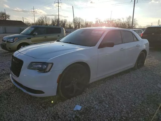 2021 Chrysler 300 Touring