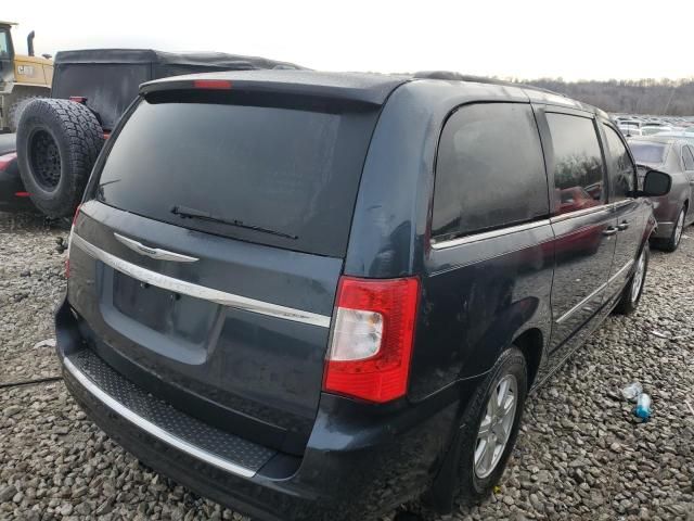 2013 Chrysler Town & Country Touring