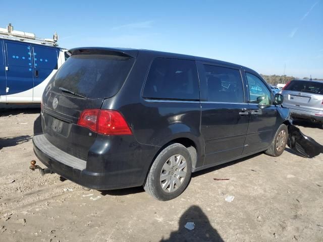 2013 Volkswagen Routan S