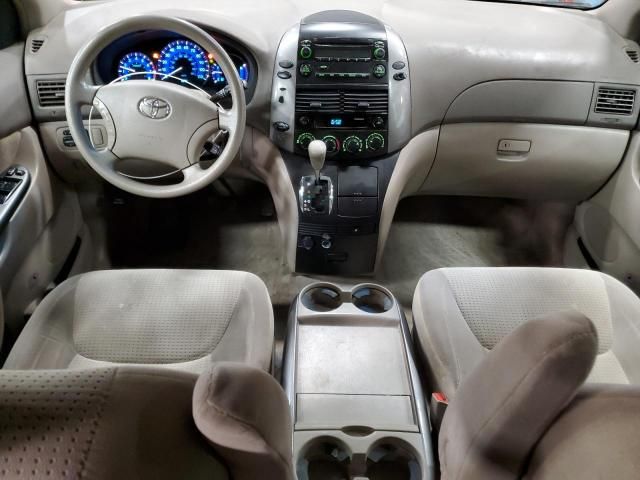 2006 Toyota Sienna CE