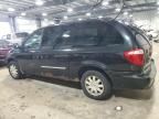 2006 Chrysler Town & Country Touring