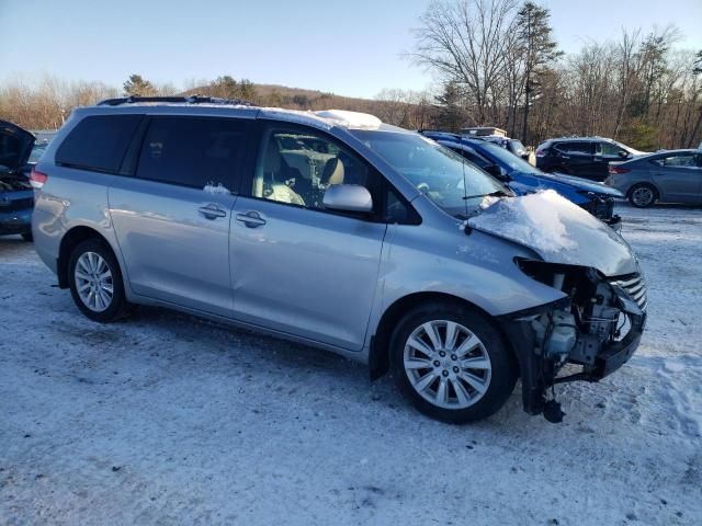 2014 Toyota Sienna XLE