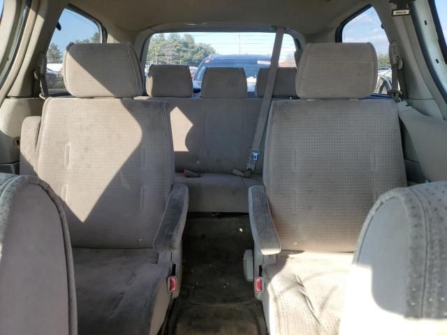 2004 Nissan Quest S