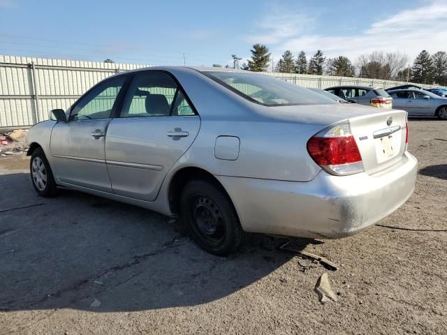 2005 Toyota Camry LE