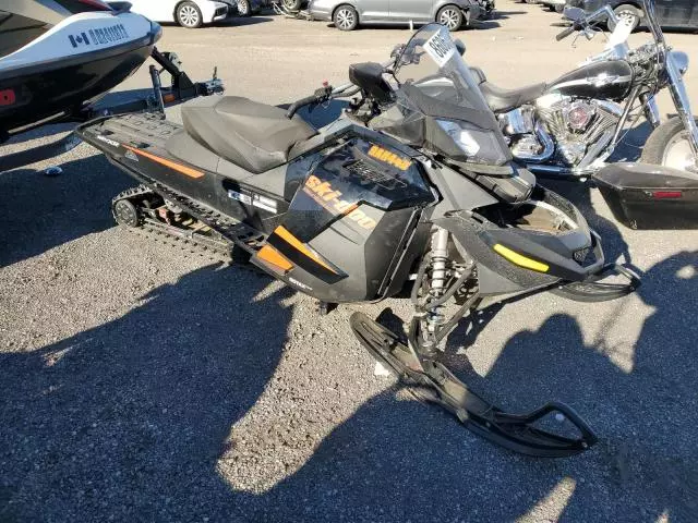 2015 Skidoo Renegade