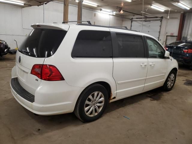 2012 Volkswagen Routan SE