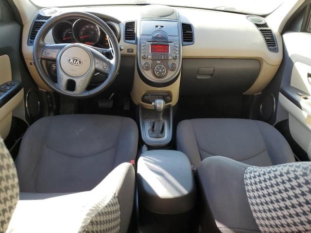 2011 KIA Soul +