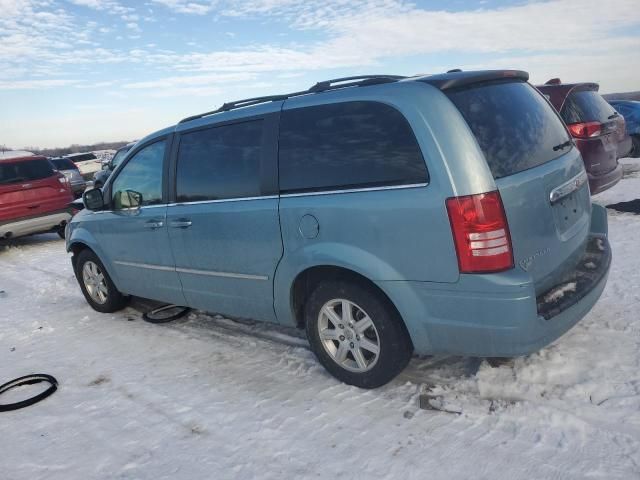 2010 Chrysler Town & Country Touring