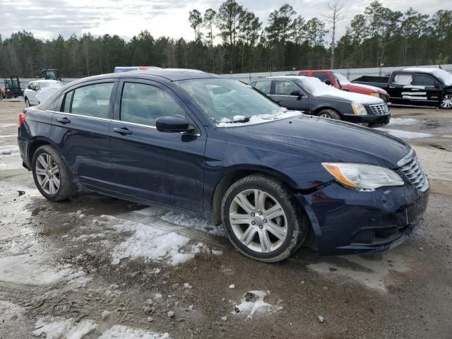 2013 Chrysler 200 Touring