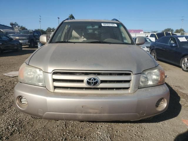 2004 Toyota Highlander Base