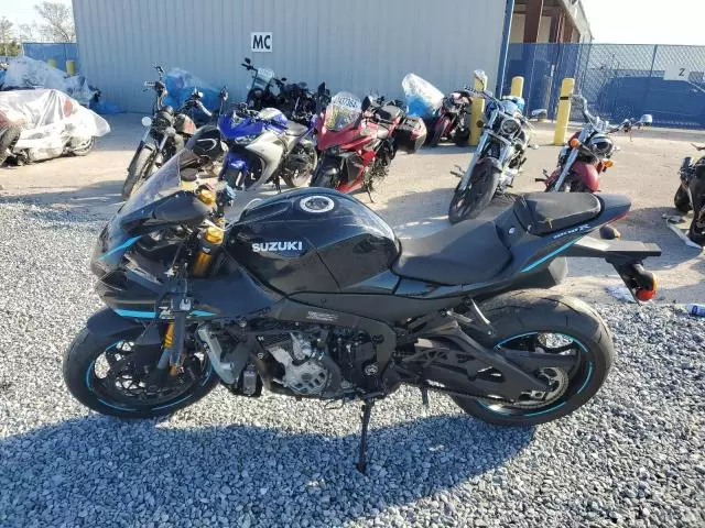 2024 Suzuki GSX-R1000 R