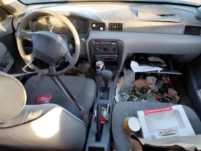 1997 Nissan Sentra Base