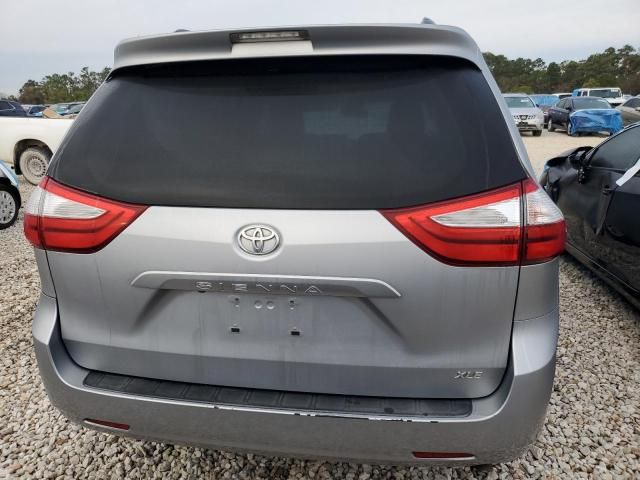 2015 Toyota Sienna XLE