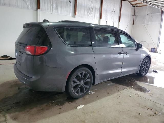 2019 Chrysler Pacifica Touring L Plus