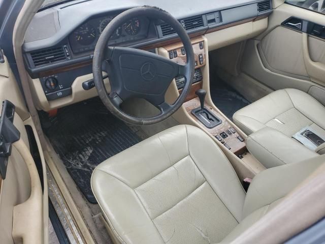 1992 Mercedes-Benz 300 E