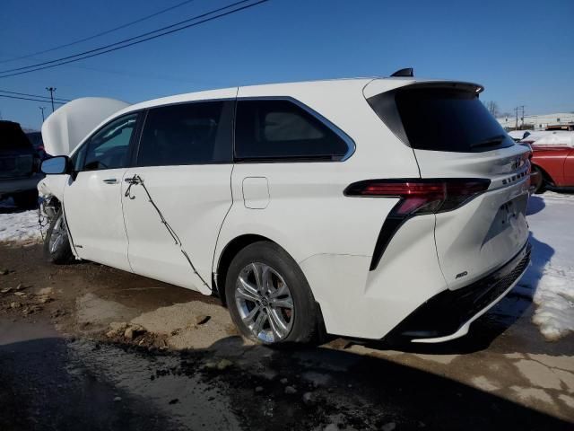 2021 Toyota Sienna XSE