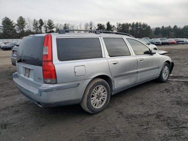 2004 Volvo V70