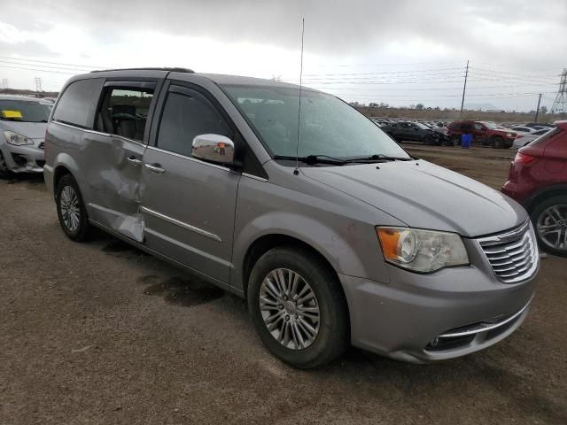 2013 Chrysler Town & Country Touring L