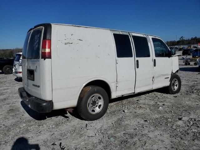 2004 Chevrolet Express G2500