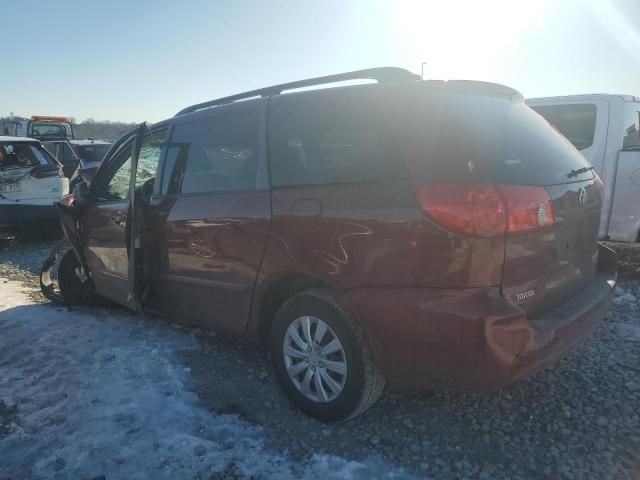 2009 Toyota Sienna CE