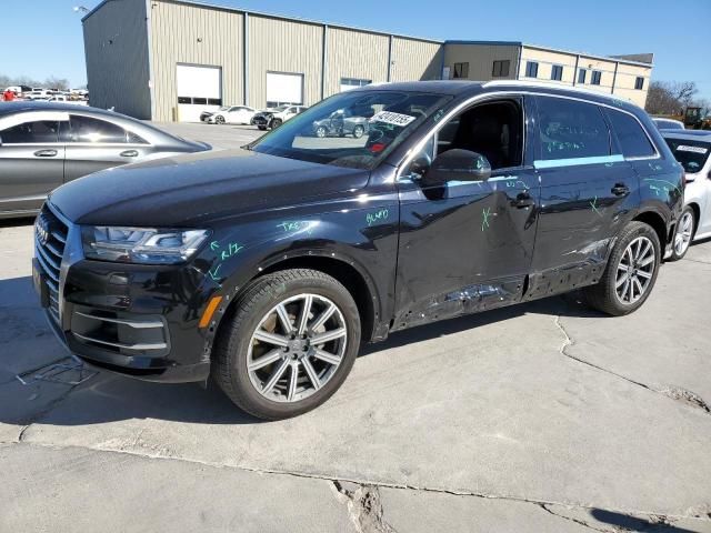 2019 Audi Q7 Premium Plus