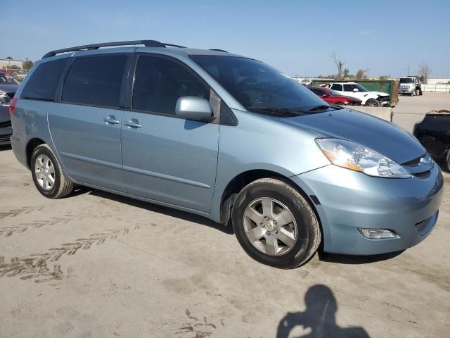 2006 Toyota Sienna XLE