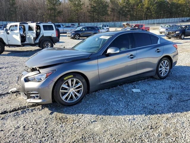 2015 Infiniti Q50 Base