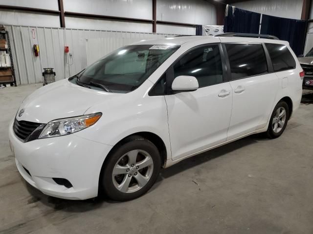 2012 Toyota Sienna LE