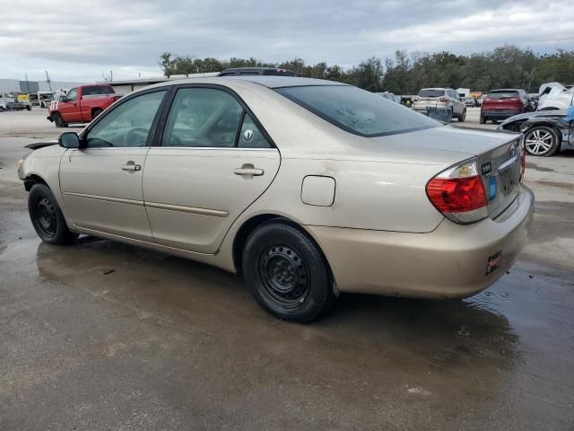 2005 Toyota Camry LE