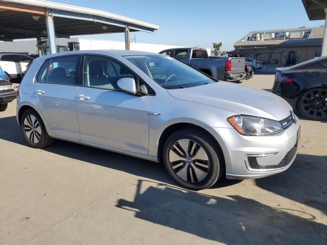 2016 Volkswagen E-GOLF SE