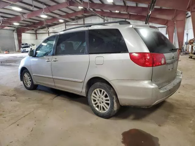 2007 Toyota Sienna XLE